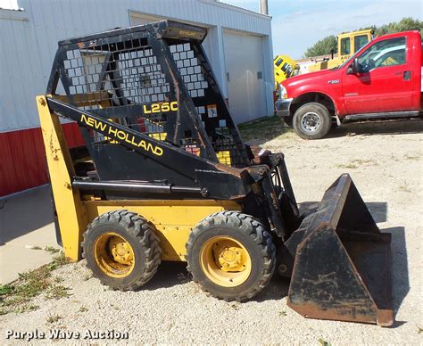 l250 skid steer|used new holland l250.